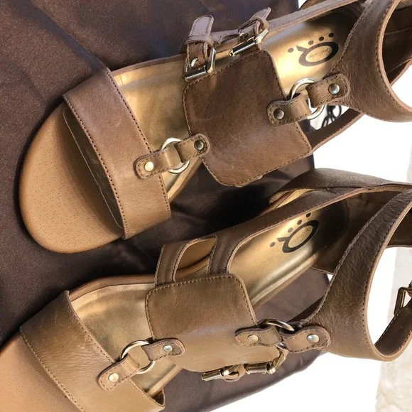 Wedge sandals - Picture 2 of 8